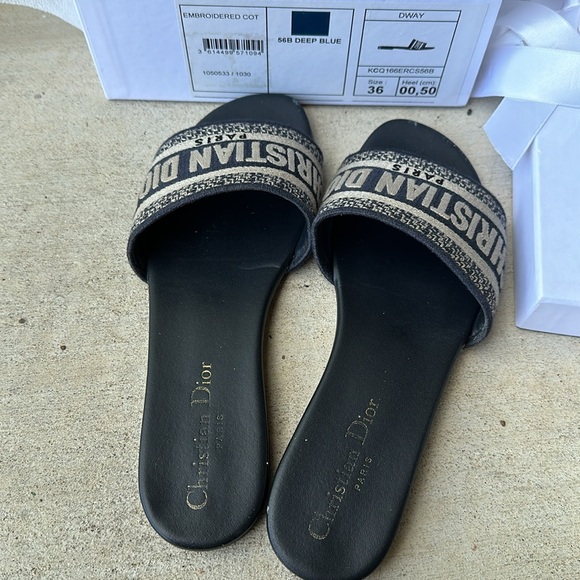 Dior sandals - Picture 9 of 9